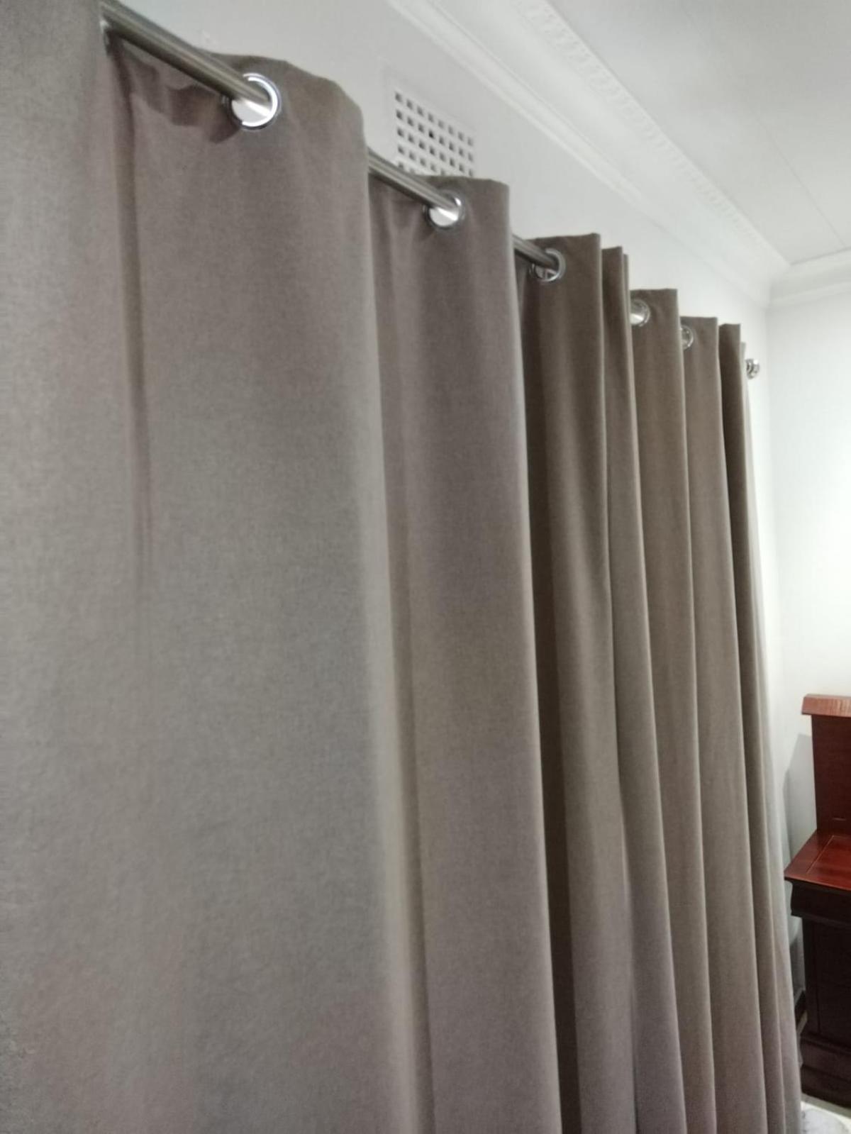 Cheers Guest House Evander Bagian luar foto